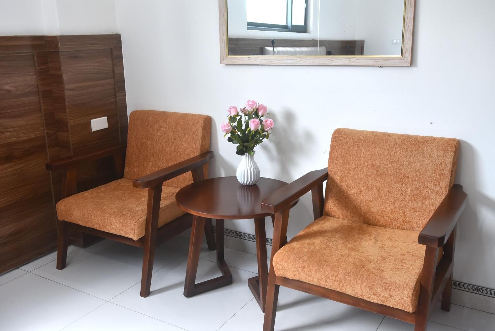 Thanh Hang Hotel Near Emerald My Dinh Hanoi Exterior photo